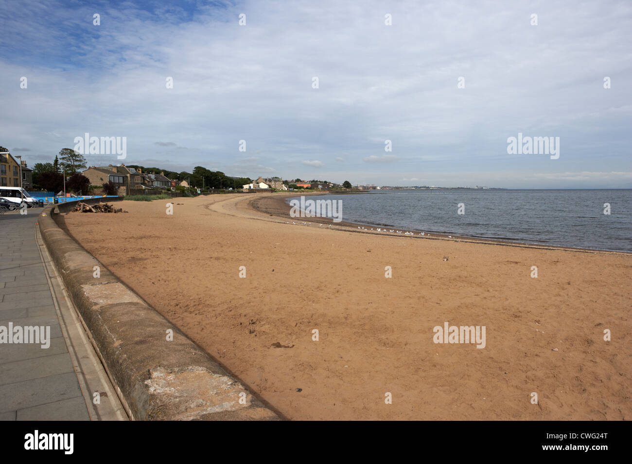 fisherrow sands musselburgh beach empty on firth of forth edinburgh